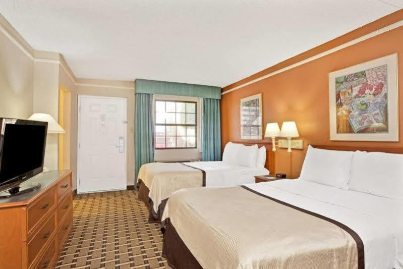 Red Roof Inn Houston North - Fm1960 & I-45 Westfield Kültér fotó