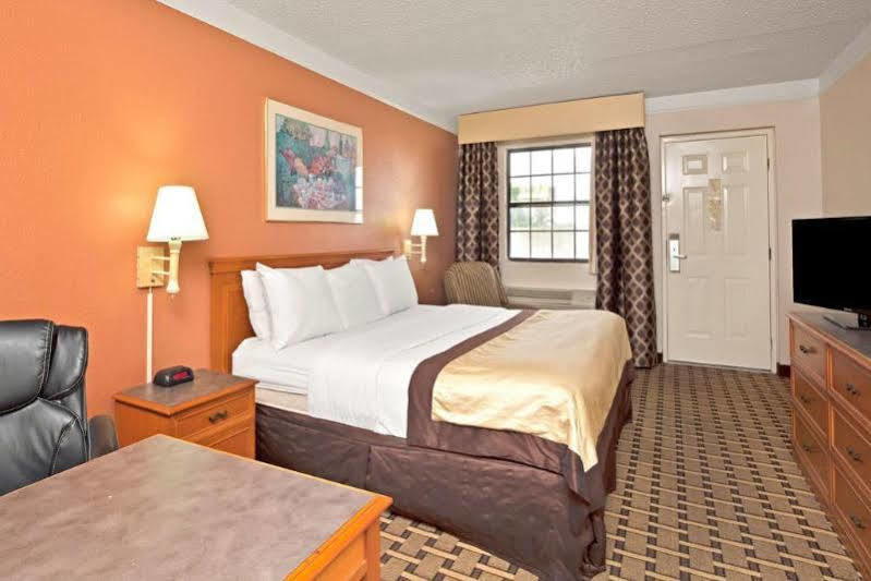 Red Roof Inn Houston North - Fm1960 & I-45 Westfield Kültér fotó
